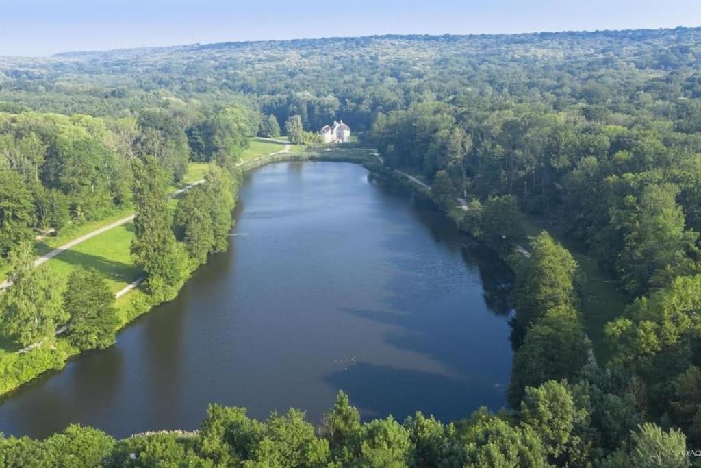 Villa Paris Nord: Tranquil Retreat with Private Parking and Garden Epinay-sur-Seine Exterior photo